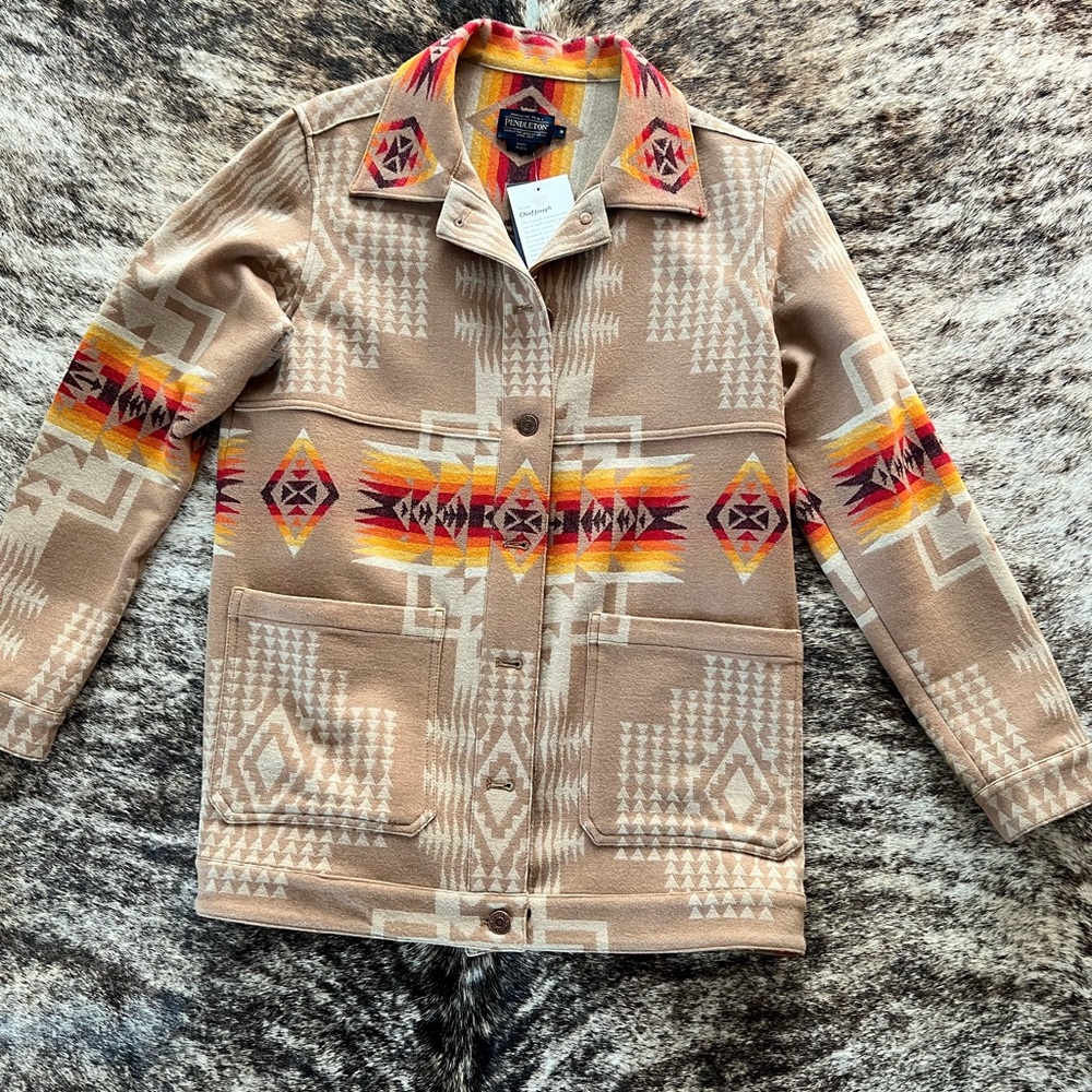 Gorgeous Pendleton Jacquard Barn Jacket Small BNWT  - NO LONGER MADE